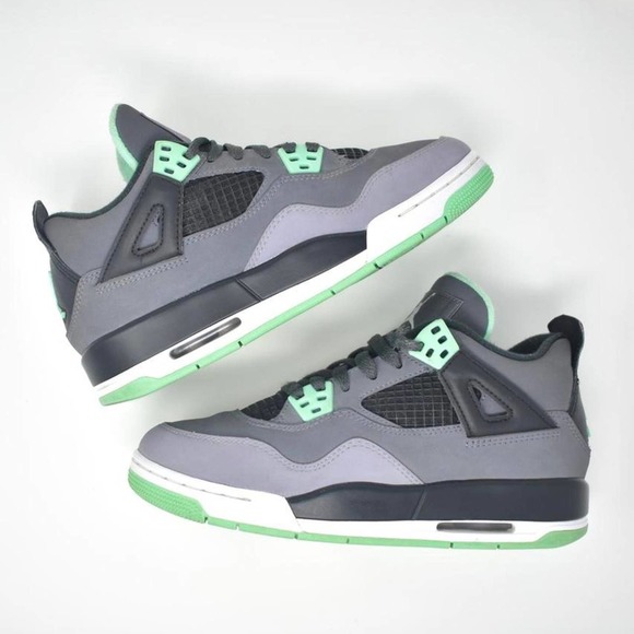 2013 Jordan 4 “Green Glow” - Picture 2 of 4
